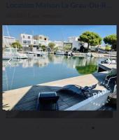 Marina Port Camargue appontement bateau - B&B Le Grau-du-Roi