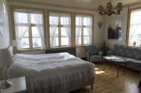 Corner Suite with Shared Bathroom