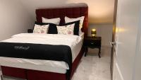 RelaxDays-Apartments 2 GARTEN und POOL- Mitbenutzung, kostenloser Parkplatz, kontaktloser CheckIn, WiFi mit SmartTV - B&B Gütersloh