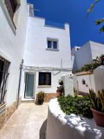 Casa Malakita with private seaview roof terrace - Chambres d’hôtes Conil de la Frontera