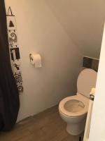Grande chambre avec salle de bain et WC privés - B&B Pontgouin
