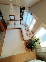 B&B Rovaniemi - Comfy house with 6 bedrooms (156m2) - Bed and Breakfast Rovaniemi