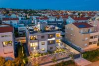Luxury Majpruz Suites I - B&B