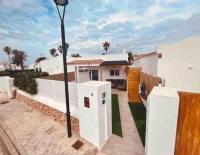 Casa Adosada a 150 metros de la playa - Bed and Breakfast Son Xoriguer