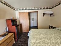 Zimmer mit Kingsize-Bett