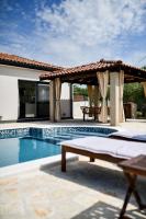 Wonderful Holiday House Bruno with pool - Ferienwohnung Zadar