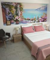 Landscape luxury flat Psyrri square - Chambres d’hôtes Athènes