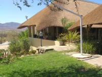 Uitkyk Guest Farm - B&B Usakos