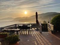 Amanecer en o mar, casa en Baiona con piscina - B&B As Mariñas