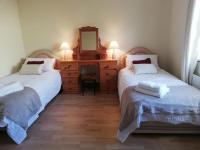 Cozy 6 Bedroom house with spectacular views - Bed and Breakfast Béal an Mhuirthead