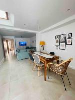 Attic apartment in old town - B&B Denia