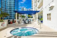 B&B Miami - Brickell Miami Unit, Amazing view, balcony, Pool, 1 free Parking - Bed and Breakfast Miami