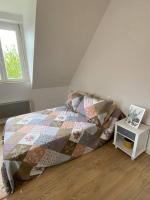 Studio lumineux de 35m2 au cœur de Solesmes - B&B Solesmes