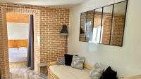 Lion's Room - 2 minute walk from Palais des Festivals and Beaches - B&B Cannes