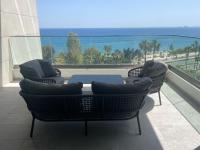 The Address-Seafront Luxury 2 Bedroom Residence - B&B Limassol