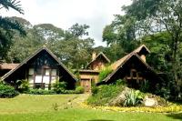 Casa com cachoeira e rio particular - B&B