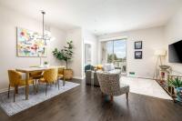 Fun & trendy condo close to downtown and the beach - B&B Traverse City