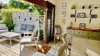 Le Jardin Kerveguen, calme, confort et déco unique, Mer à 8 min, St Pierre-Tampon 400 - B&B Le Tampon