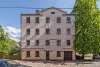 Top-Floor Studio with Courtyard View in UNESCO Area, Murnieku street Residence - Chambres d'hôtes Riga