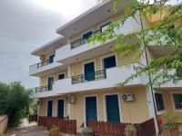 Dionysia's Apartments - Bed and Breakfast Tsilivi