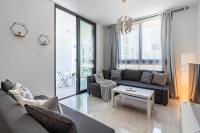 Lana 1-Bedroom Apt in Larnaca - B&B Larnaka