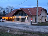 Rózsa Étterem & Panzió - B&B