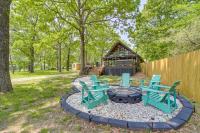 Furnished Deck and Lake Access Fairland Log Cabin - B&B
