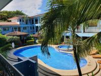 B&B Playas del Coco - Apart Hotel Marina Loft 214 - Bed and Breakfast Playas del Coco