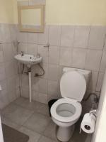 Camera Matrimoniale con Vista Giardino