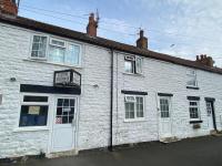 3 Bedroom Cottage Sleeps 5 village location - B&B Scarborough