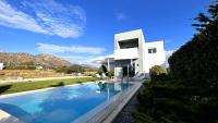 B&B Stavros - Selene a modern villa with private pool - Bed and Breakfast Stavros