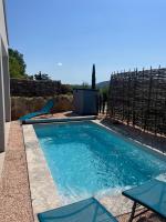Les jardins de la Gravière à 5 mn de Lourmarin avec piscine privée - Chambres d'hôtes Puyvert