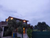 Holiday House Mablo with pool & jacuzzi - B&B