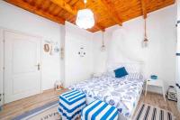 Casa luminoasa cu poveste - B&B Sulina