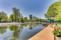 Indian Lake Vacation Rental with Fire Pit and Sauna - B&B Lakeview