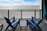Nautilus 1704 Gulf Front Large 2 Bedroom Penthouse Huge Wrap Around Balcony - B&B