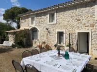 Gîte de 12 personnes au cœur d'un domaine viticole - Chambres d'hôtes Gruissan