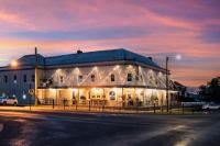 B&B Mudgee - The Paragon Hotel - Bed and Breakfast Mudgee