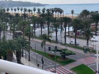 B&B Salou - ATICO PLANAS céntrico frente mar - Bed and Breakfast Salou