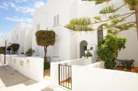 Casa a 400m de playa, 3 habitaciones, 2 baños y jardín - B&B