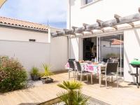 B&B Mimizan-Plage - Apartment Les Patios de Flore-1 by Interhome - Bed and Breakfast Mimizan-Plage