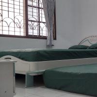 Chambre Familiale avec Salle de Bains Commune