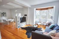 B&B Melbourne - Large Two Bedroom Apartment with City Park and Bay views - Bed and Breakfast Melbourne