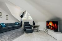 Luxury central apartment sleeps 7 guests with free parking and Netflix - Bed and Breakfast Bournemouth