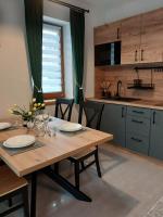 Pokoje Gościnne ZYCH - Domek - B&B Chochołów