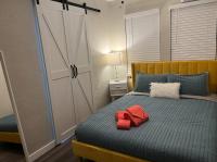 The Blue Wave Suite Unit C - B&B St. Petersburg