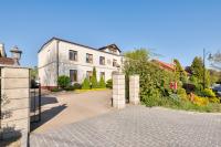B&B Gdansk - Dom & House - Apartamenty Nautilus Jelitkowo 50 metrów od plaży - Bed and Breakfast Gdansk