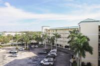 Dolphin Bay in Boca Ciega Resort - 2BR, Pool, Bay View - B&B St. Petersburg