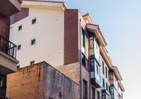 Apartamento Irene céntrico con Wifi y parking coche tamaño medio Cangas de Onís - Chambres d'hôtes Cangas de Onís
