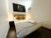 Duplex three bedroom with balcony